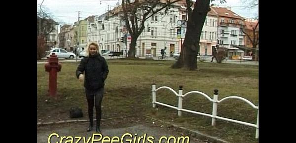  Crazy pee girl in the park sex